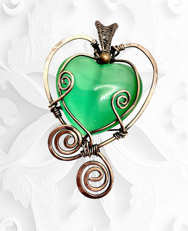 Green Cats Eye Heart Pendant