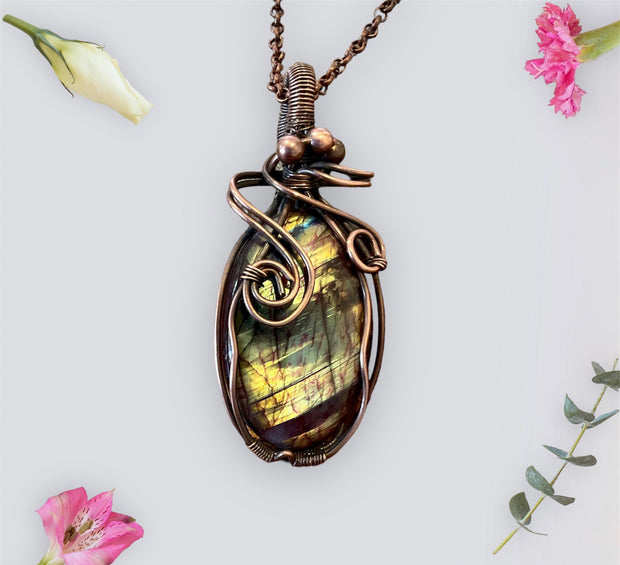 Wire Wrapped Labradorite Pendant - Connie’s Crystals 