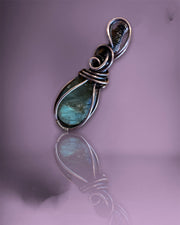 Wire Wrapped Labradorite Pendant - Connie’s Crystals 