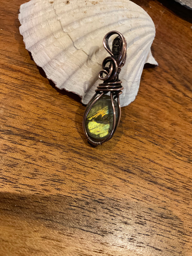 Wire Wrapped Labradorite Pendant - Connie’s Crystals 