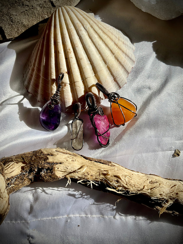 Mini Gemstone Pendants - Connie’s Crystals 