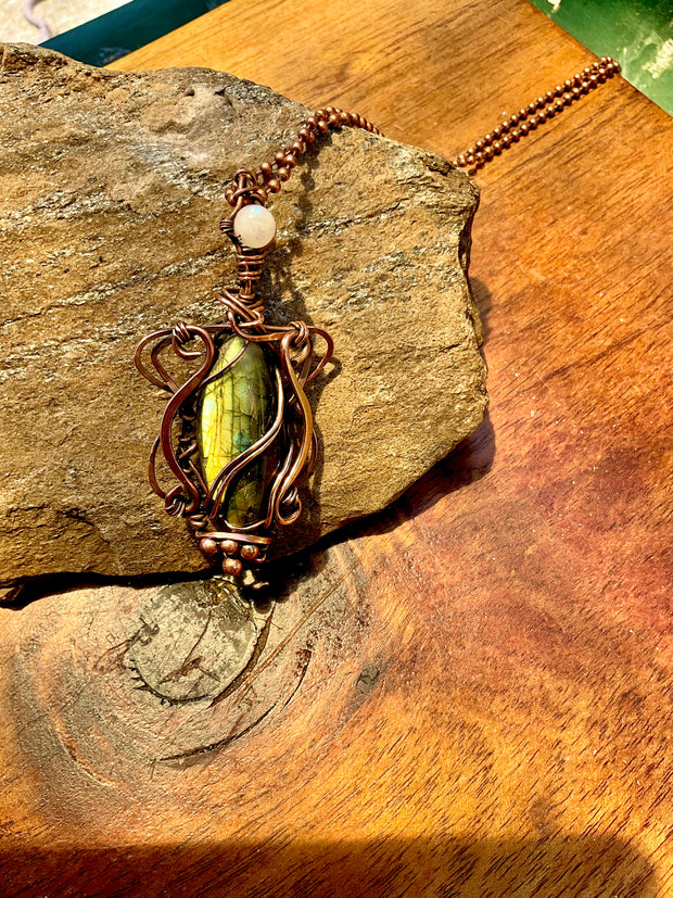 Labradorite Wire Wrapped Pendant - Connie’s Crystals 