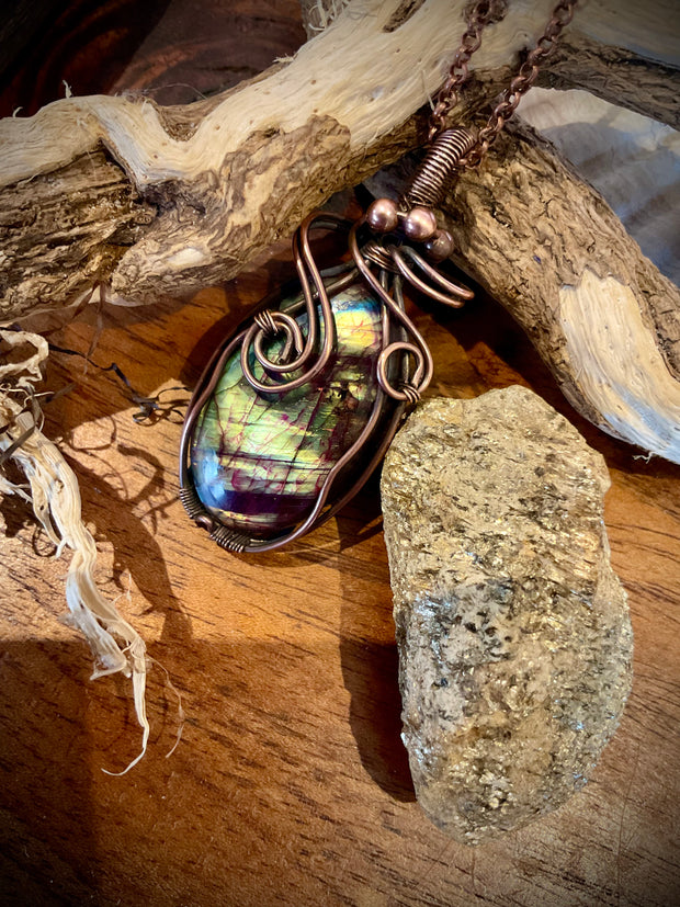 Wire Wrapped Labradorite Pendant - Connie’s Crystals 